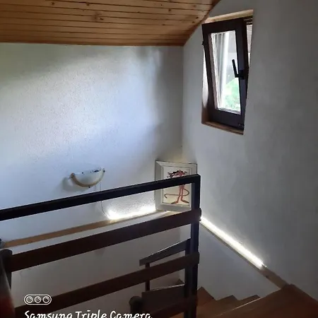 Alma Semesterbostad Visoko